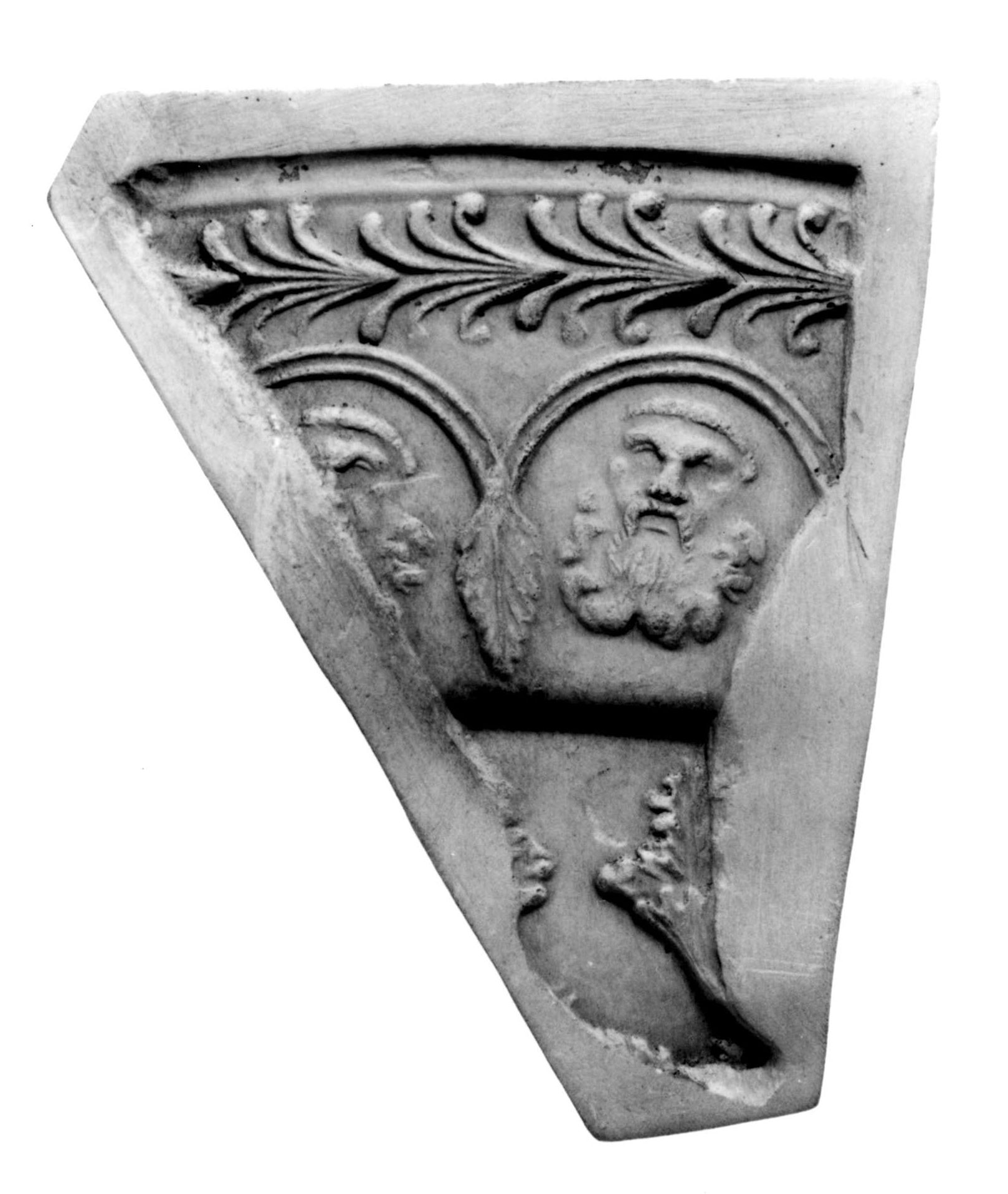 Ausguss aus römischer Formschüssel, Fragment