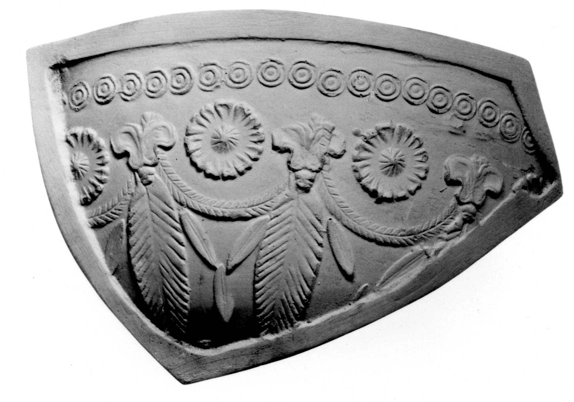 Ausguss aus römischer Formschüssel, Fragment