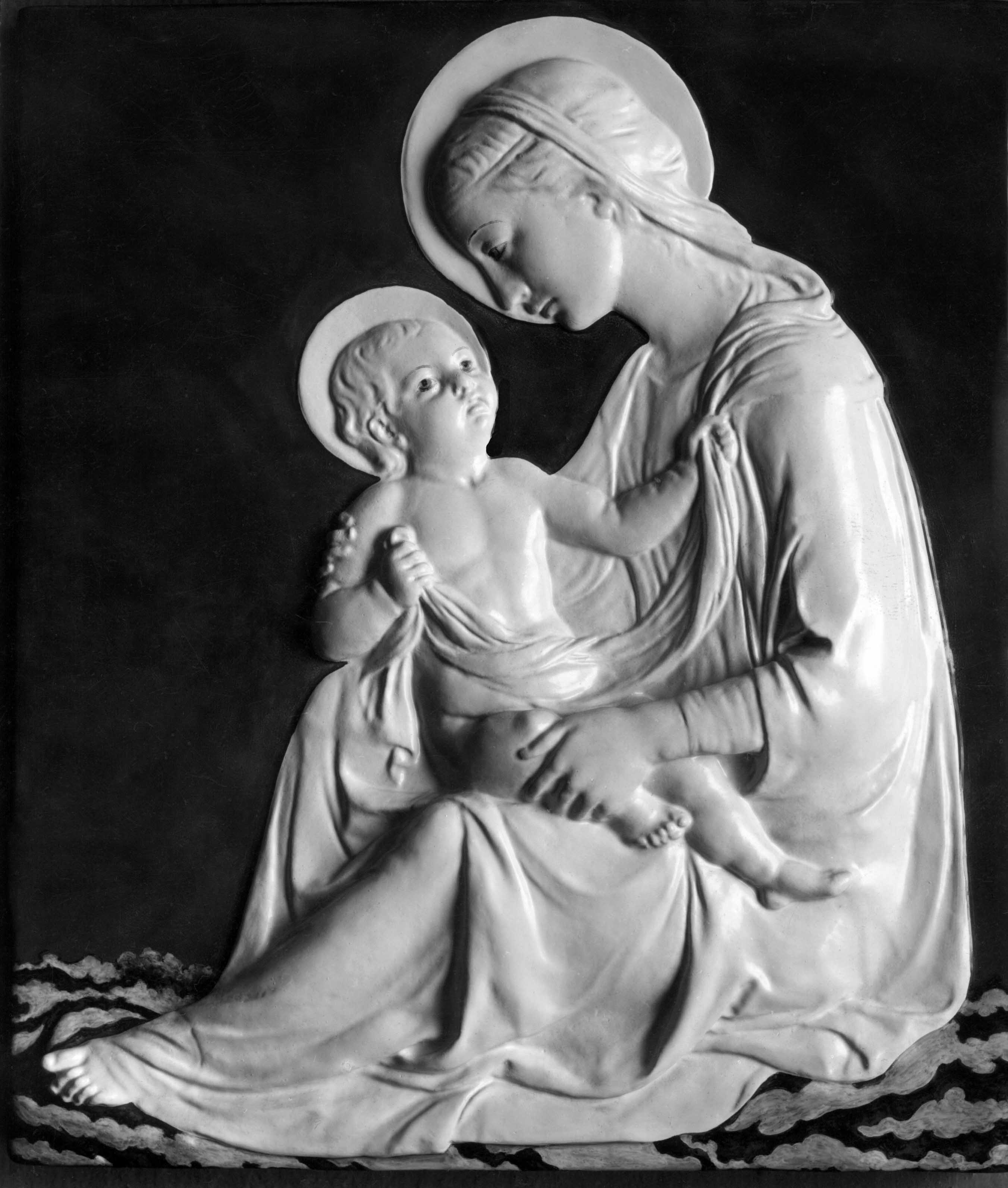 Madonna auf dem Rasen