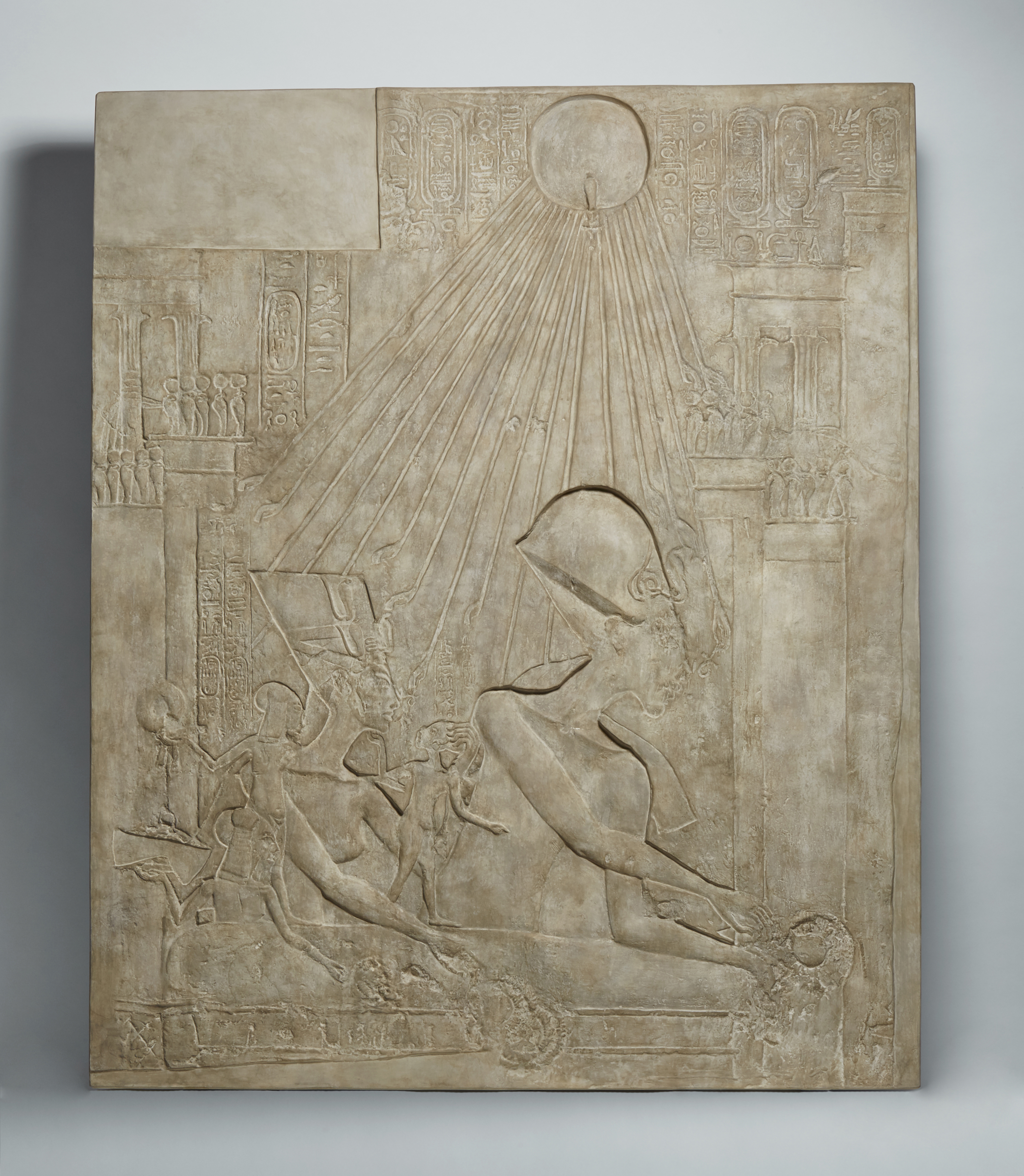 Akhenaten and Neferttiti Award "Gold of Honour" to Eje and His Wife