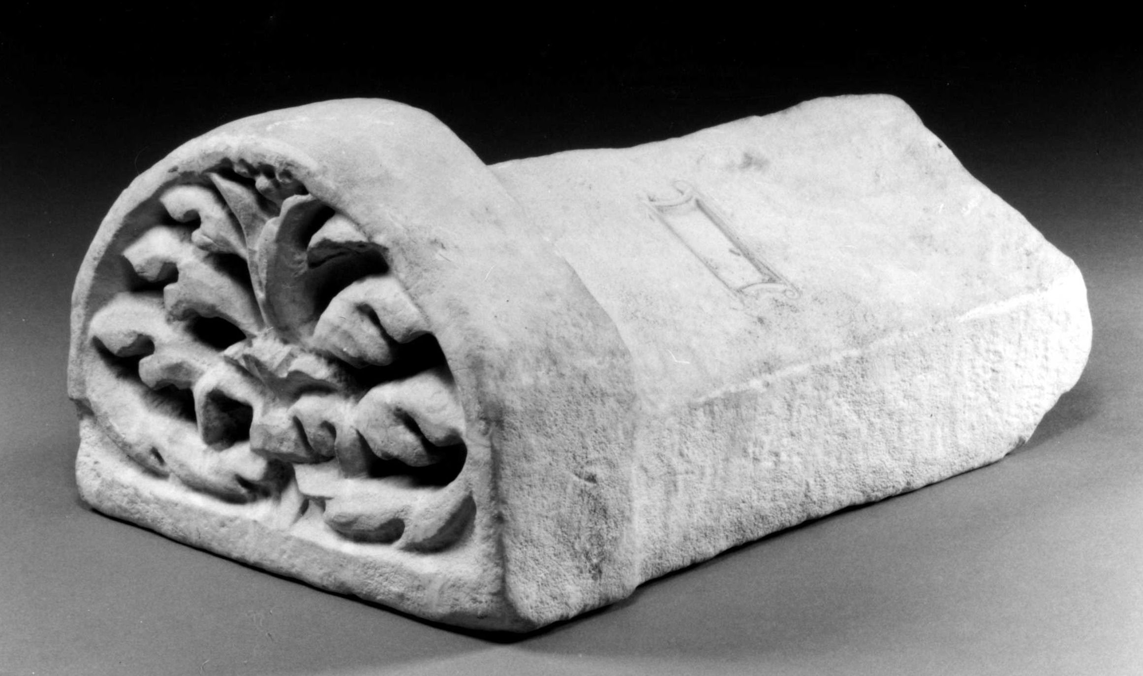 Antefix
