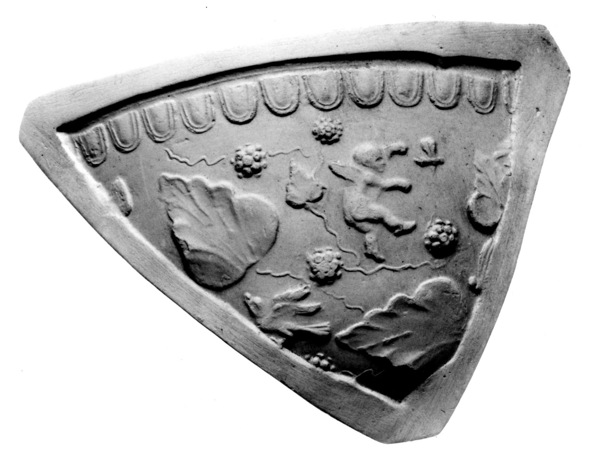 Ausguss aus römischer Formschüssel, Fragment