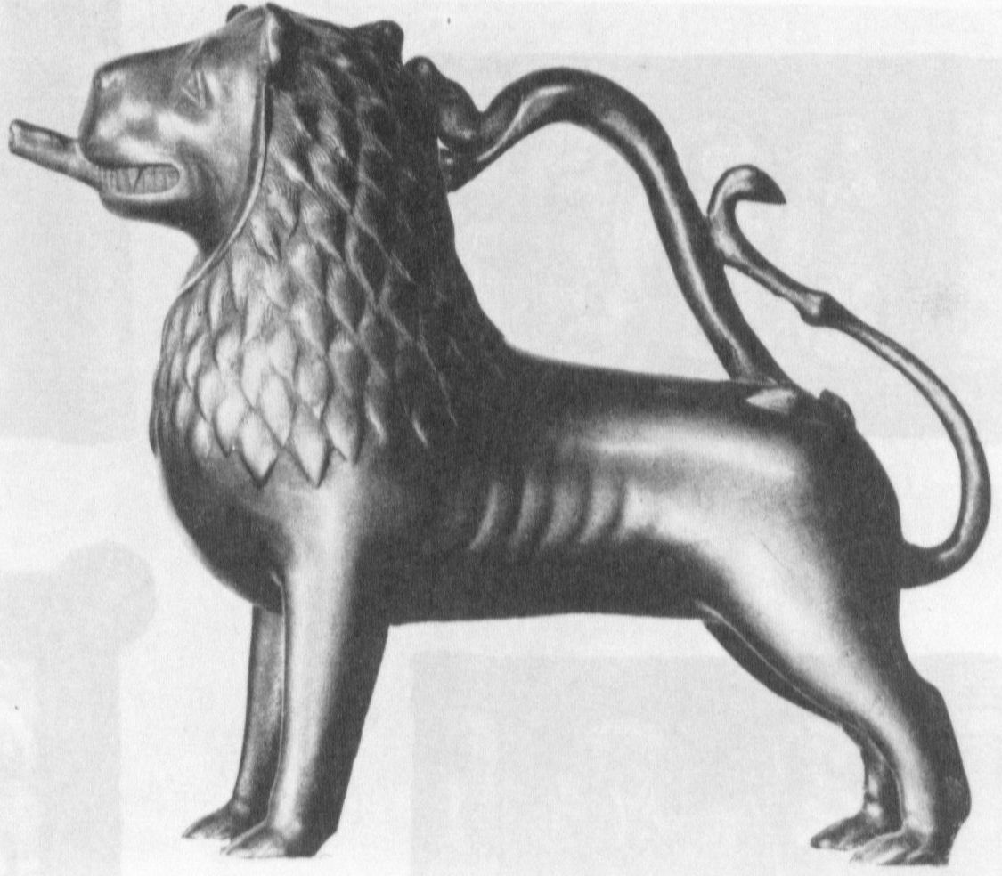 Aquamanile in Form eines Löwen